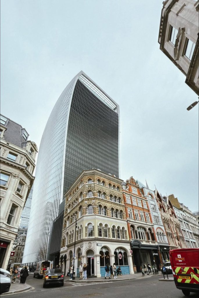 SKY GARDEN A TOP 20 THINGS TO DO IN LONDON